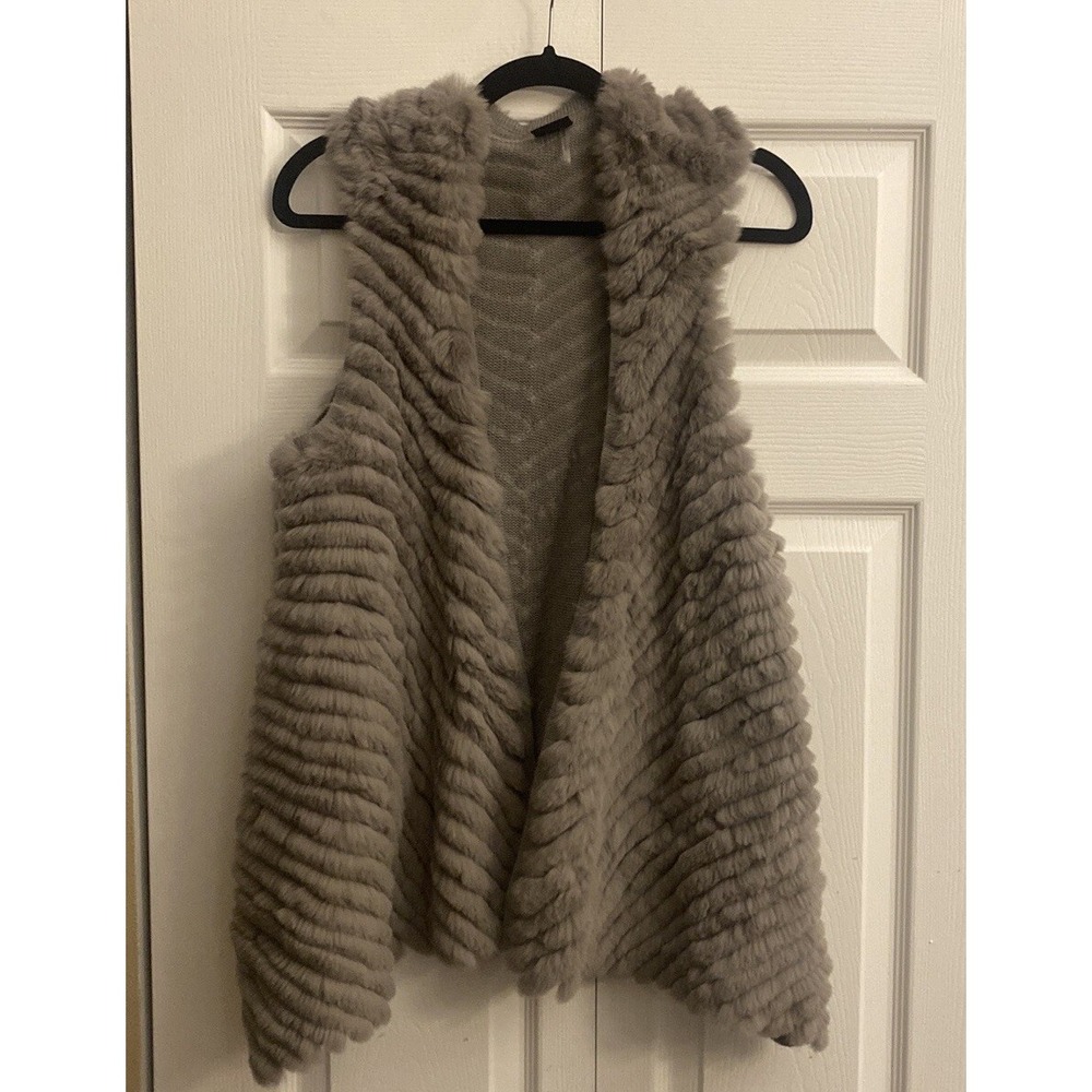 Love Token Rabbit Fur Knit Vest Womens Size S Grey Open Front Glam Luxe Layering